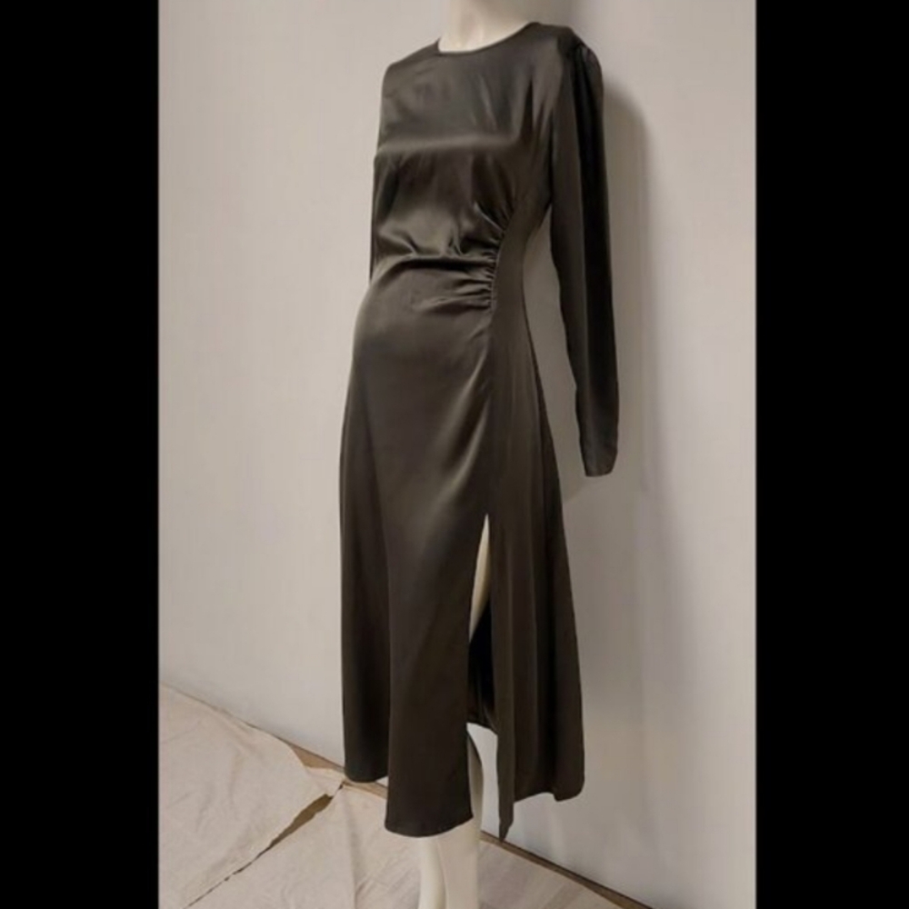 Wilfred (Aritzia) Dk Olive, Mid-length, Long-Sleeve, Side Ruching Dress